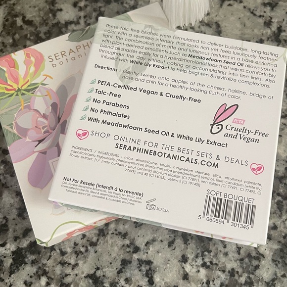 Seraphine Botanicals Lily + Blossom Lily Infused Blush Palette in Soft Bouquet - Picture 8 of 8